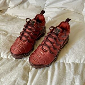 NIKE Air VaporMax Plus Burnt Orange AO4550-201 Women’s Size 6.5